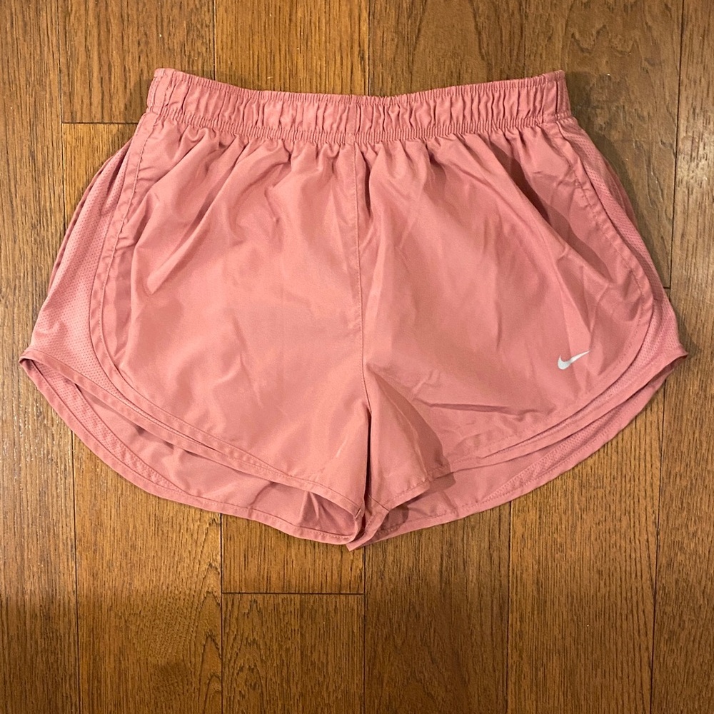 Nike Women's Athletic Shorts in Dusty Rose